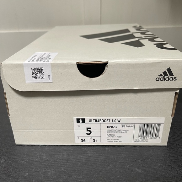 Adidas women’s ultra boost - Picture 7 of 7